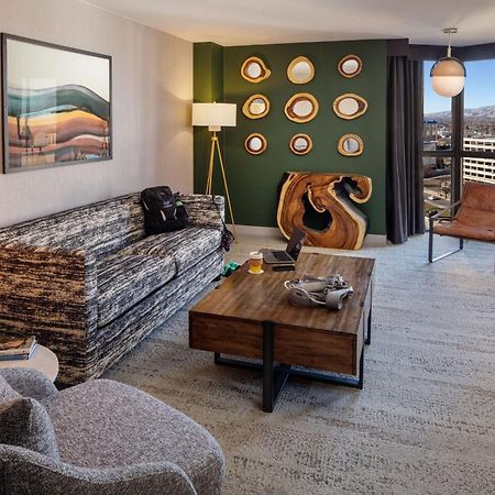 Whitney Peak Hotel Reno, Tapestry Collection By Hilton Εξωτερικό φωτογραφία